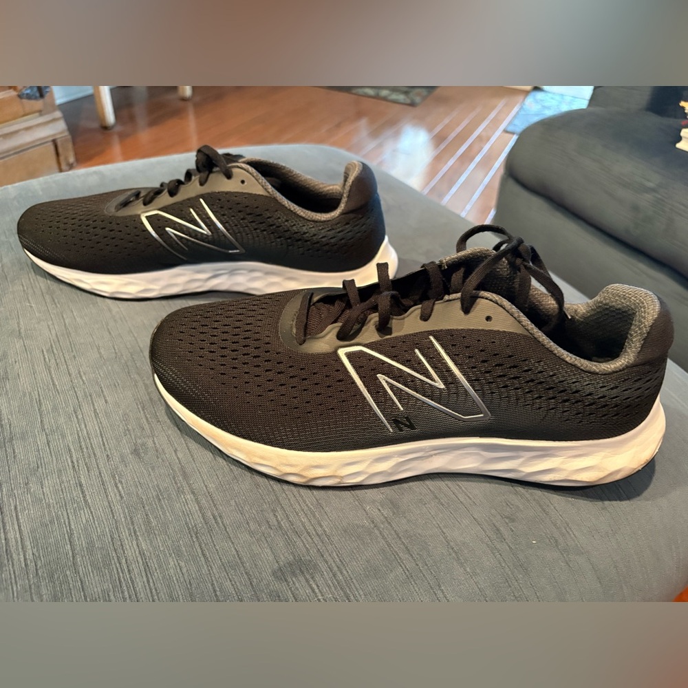 New Balance 520 Mens Black Running Shoes